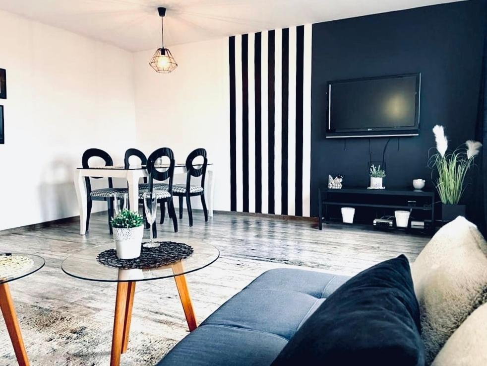 Apartament na poddaszu M.CH. - Ustka Zewnętrze zdjęcie